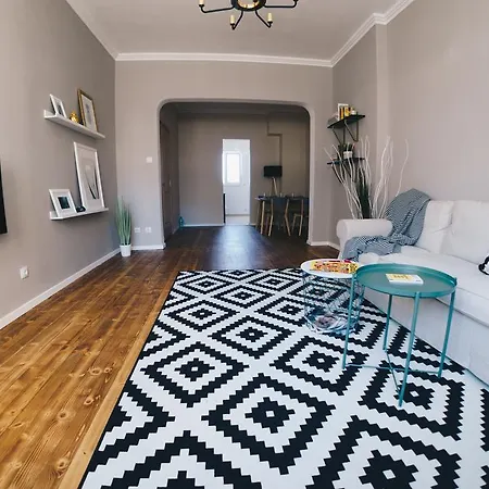 Unique Location 2 Bedroom Apt * Sofia